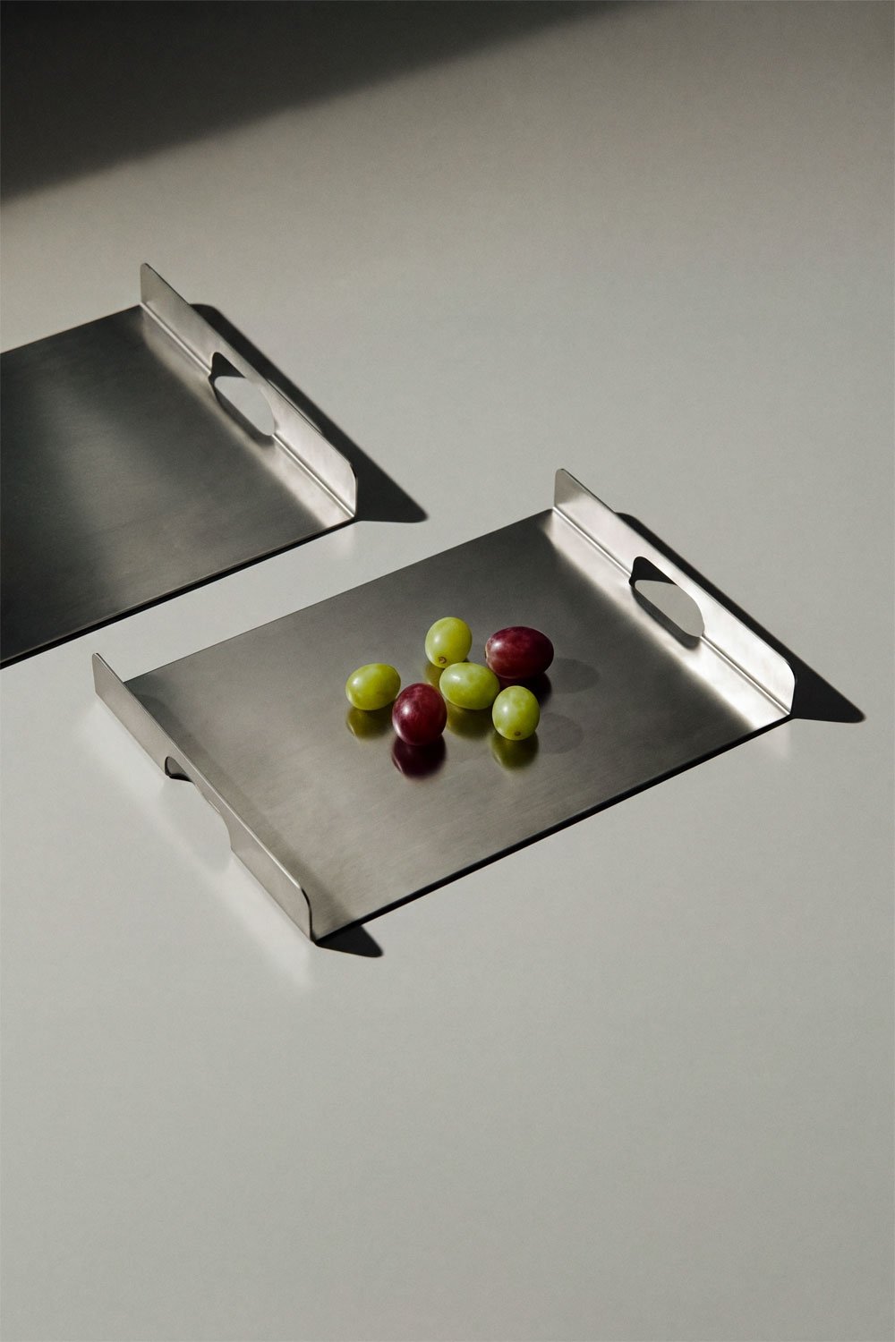 Conjunto de 2 tabuleiros decorativos em aço inoxidável Tobsy, imagem de galeria 1