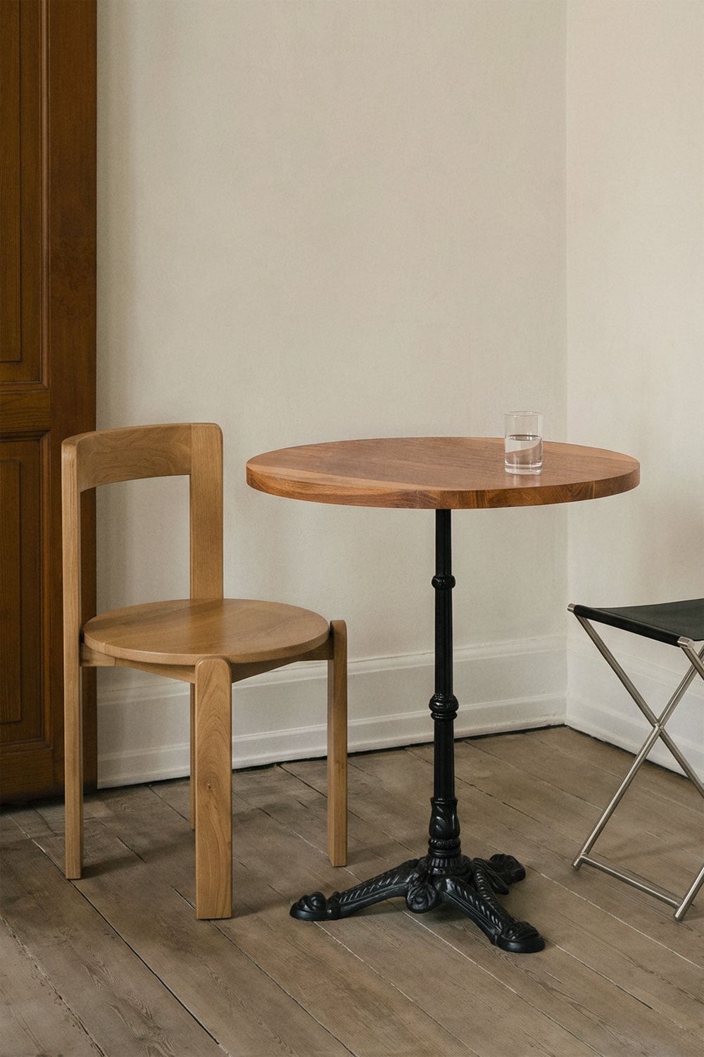 Mesa de bar redonda em madeira de acácia Azteca, imagem de galeria 1