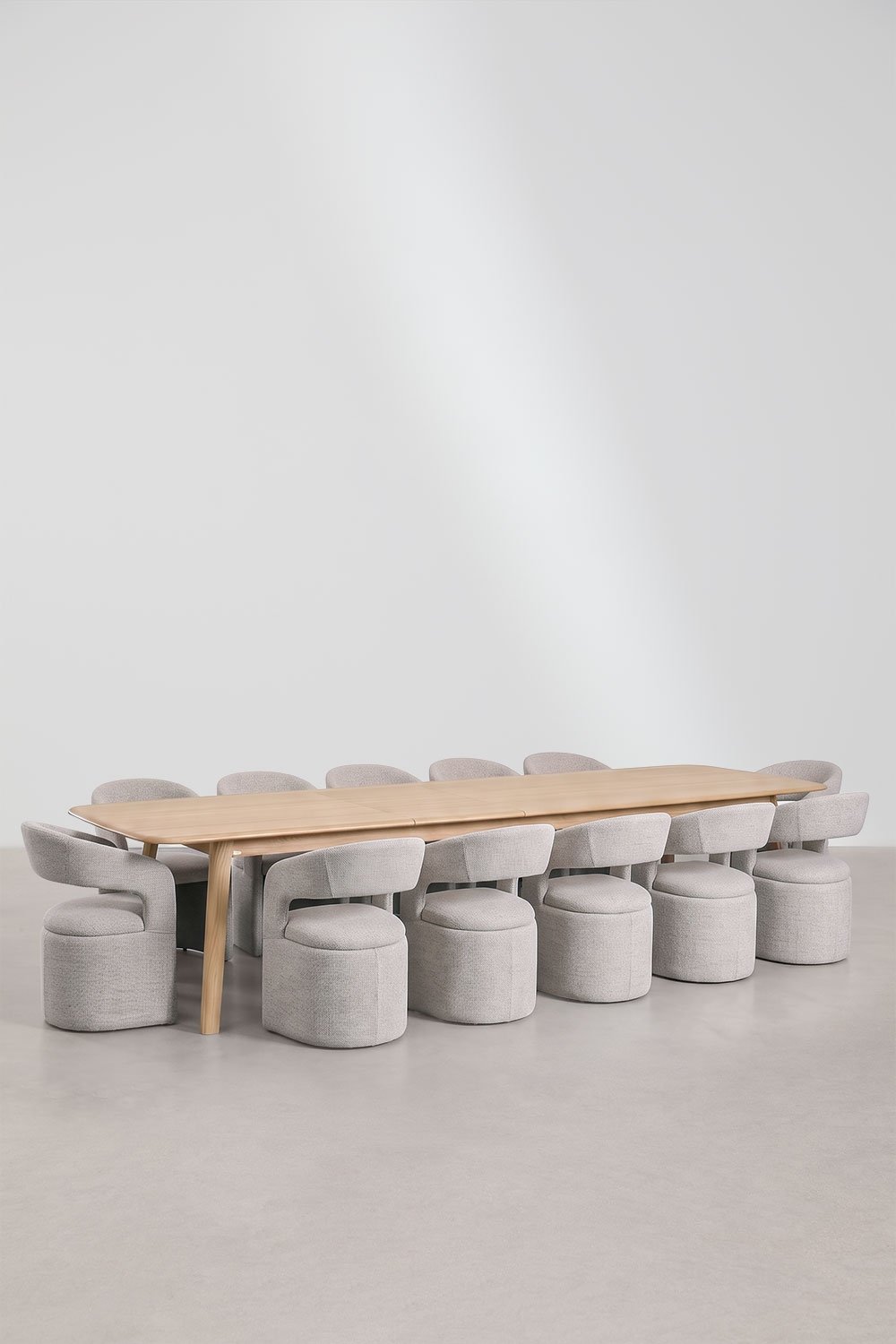 Conjunto de mesa extensível 220-320x95 cm em carvalho Treveris e 12 cadeiras com braços em tecido bouclé Jules, imagem de galeria 3