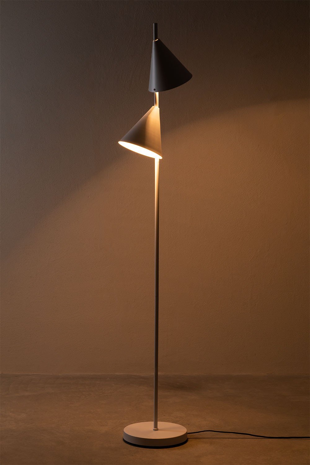 Luminária de pé Clarisse, imagem de galeria 2