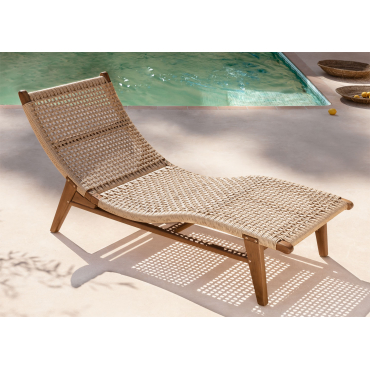 Teak wood outlet chaise lounge