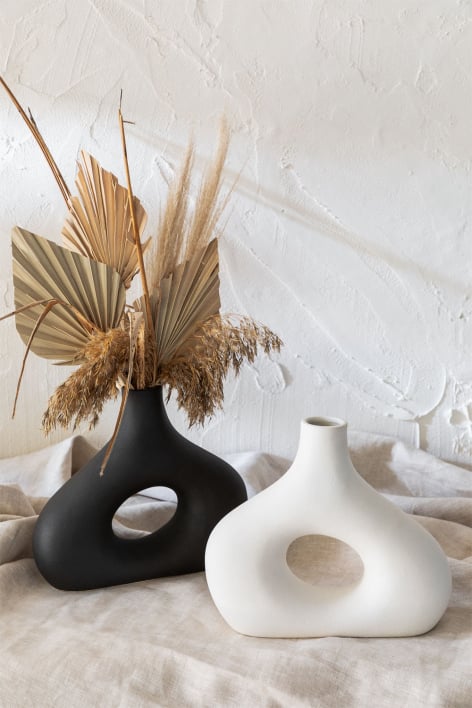 Sabel ceramic vase