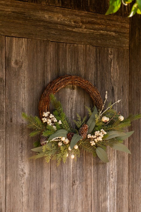 Decorative Christmas wreath in rattan with pine cones Fironila