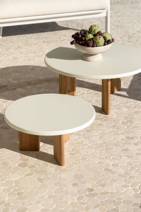 Set of 2 round aluminum garden coffee tables by Yervin