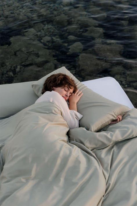 Set of 2 Sampras 300 thread count satin pillowcases