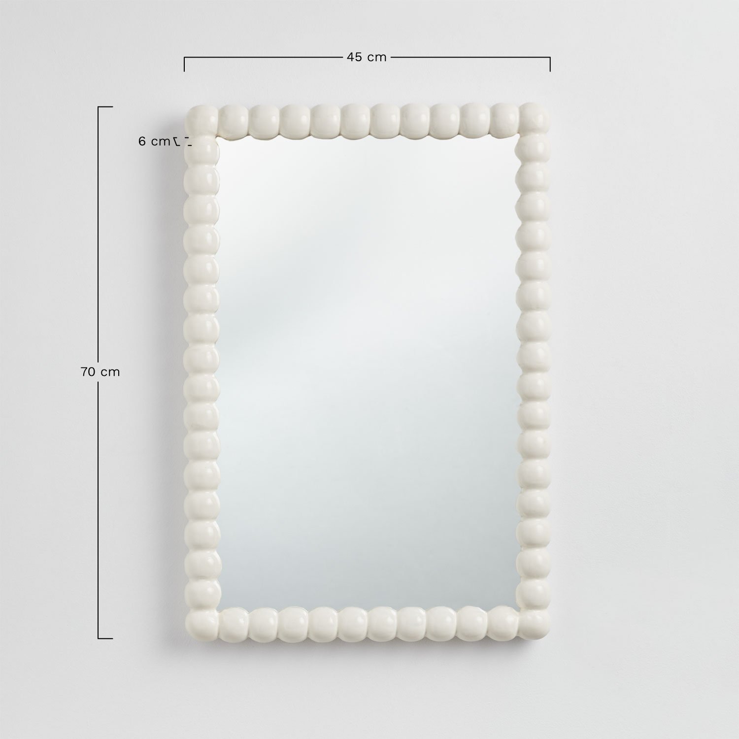 Trisnia mango wood wall mirror, MEASURES