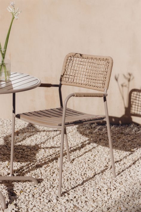 Stackable garden chair with steel armrests and acacia wood Tilda - Moka Brown