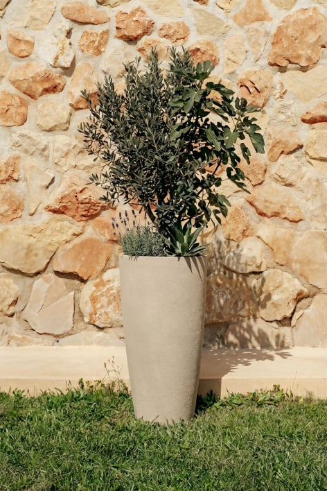 Paige outdoor cement planter