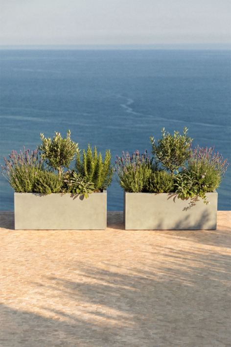 Rectangular outdoor cement planter Sergio
