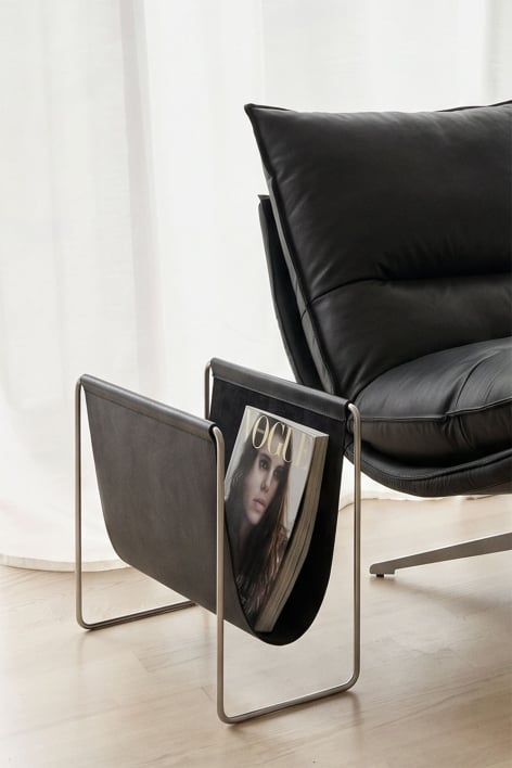 Dravena floor magazine rack in leather and stainless steel - Black