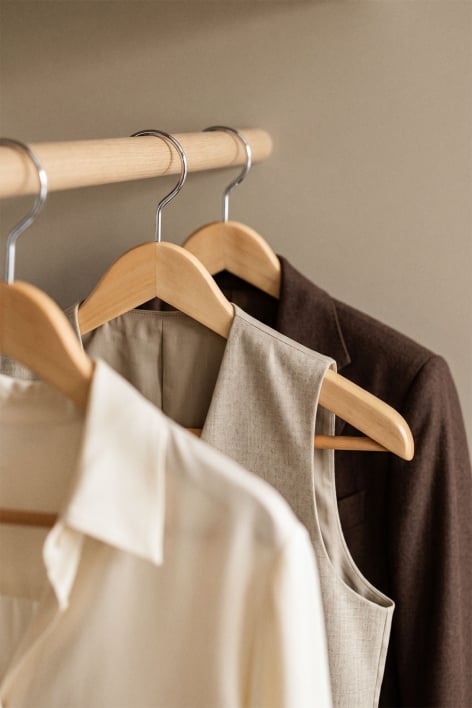Pack of 6 Orig wooden hangers