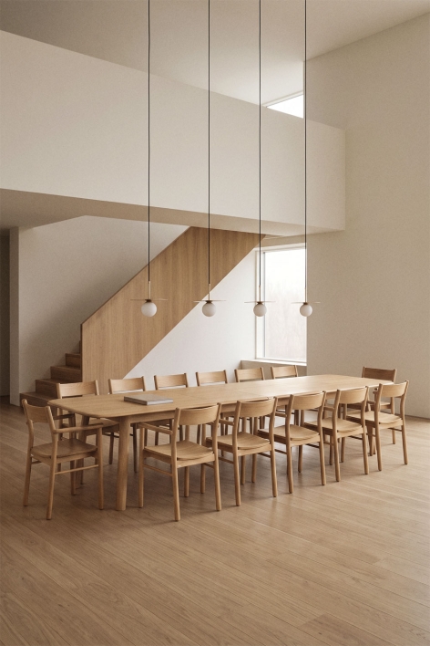 Treveris extendable dining table set 220-320x95 cm and 12 Mara Signature oak wood dining chairs