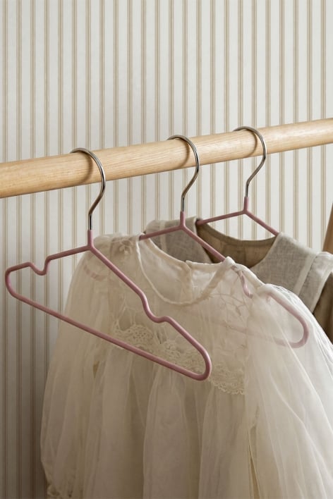 Pack of 6 Anttal Kids metal hangers
