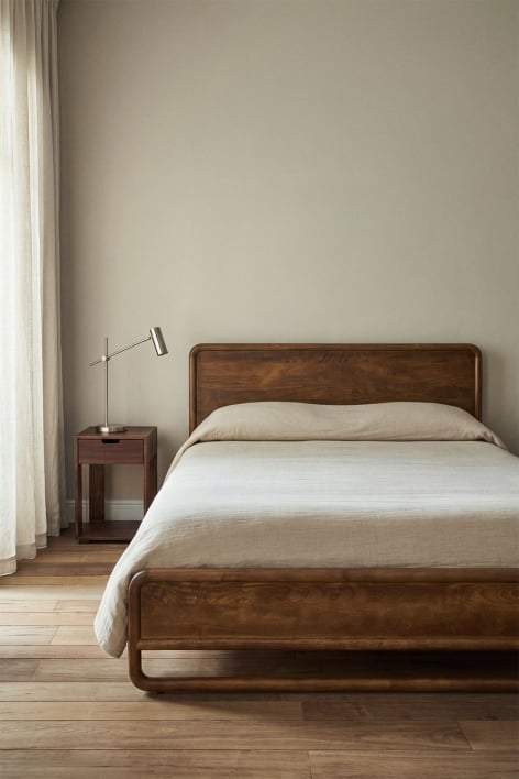 Maupaul mango wood bed