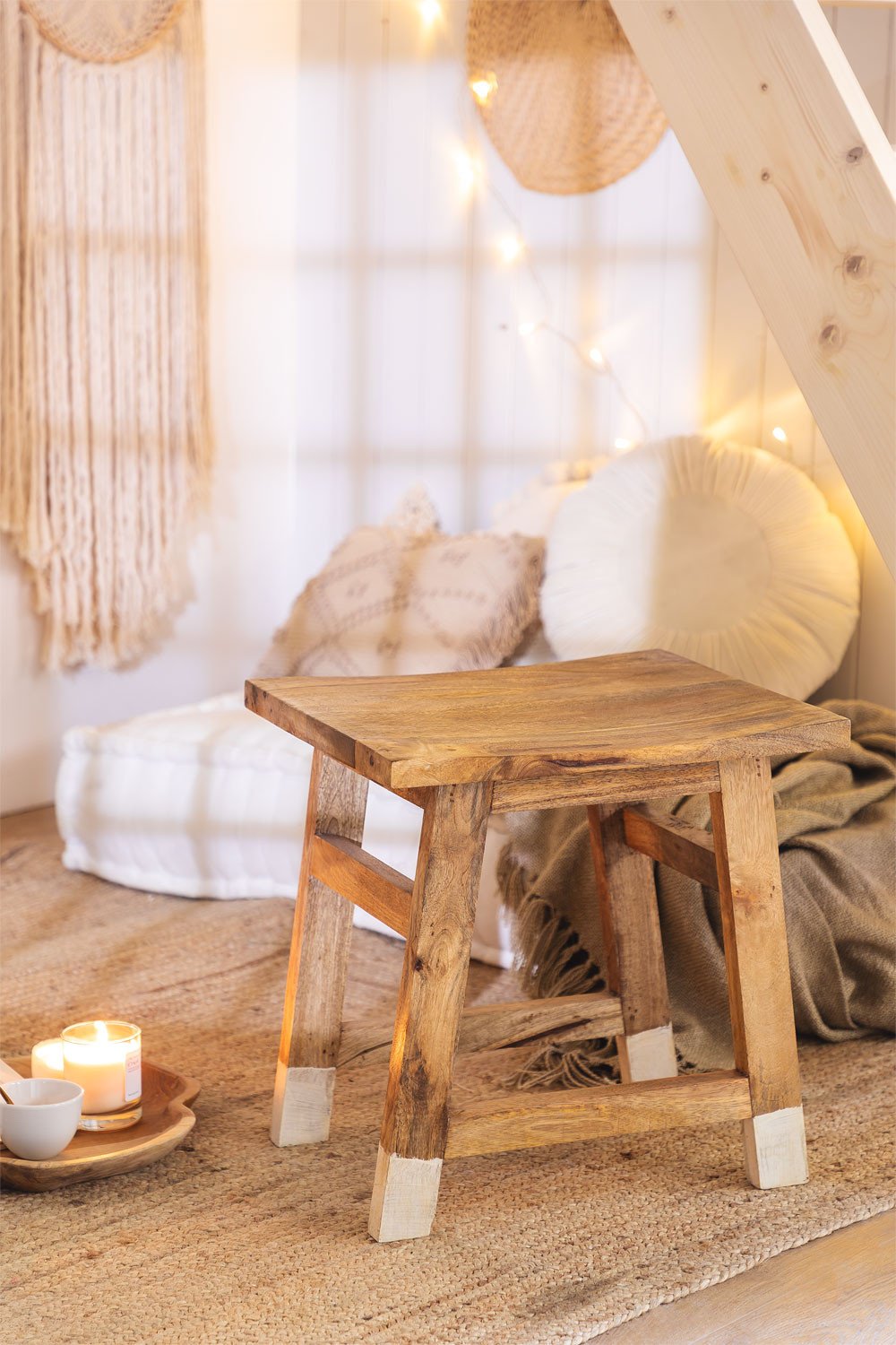 Low Wooden Stool Pid Style, gallery image 1