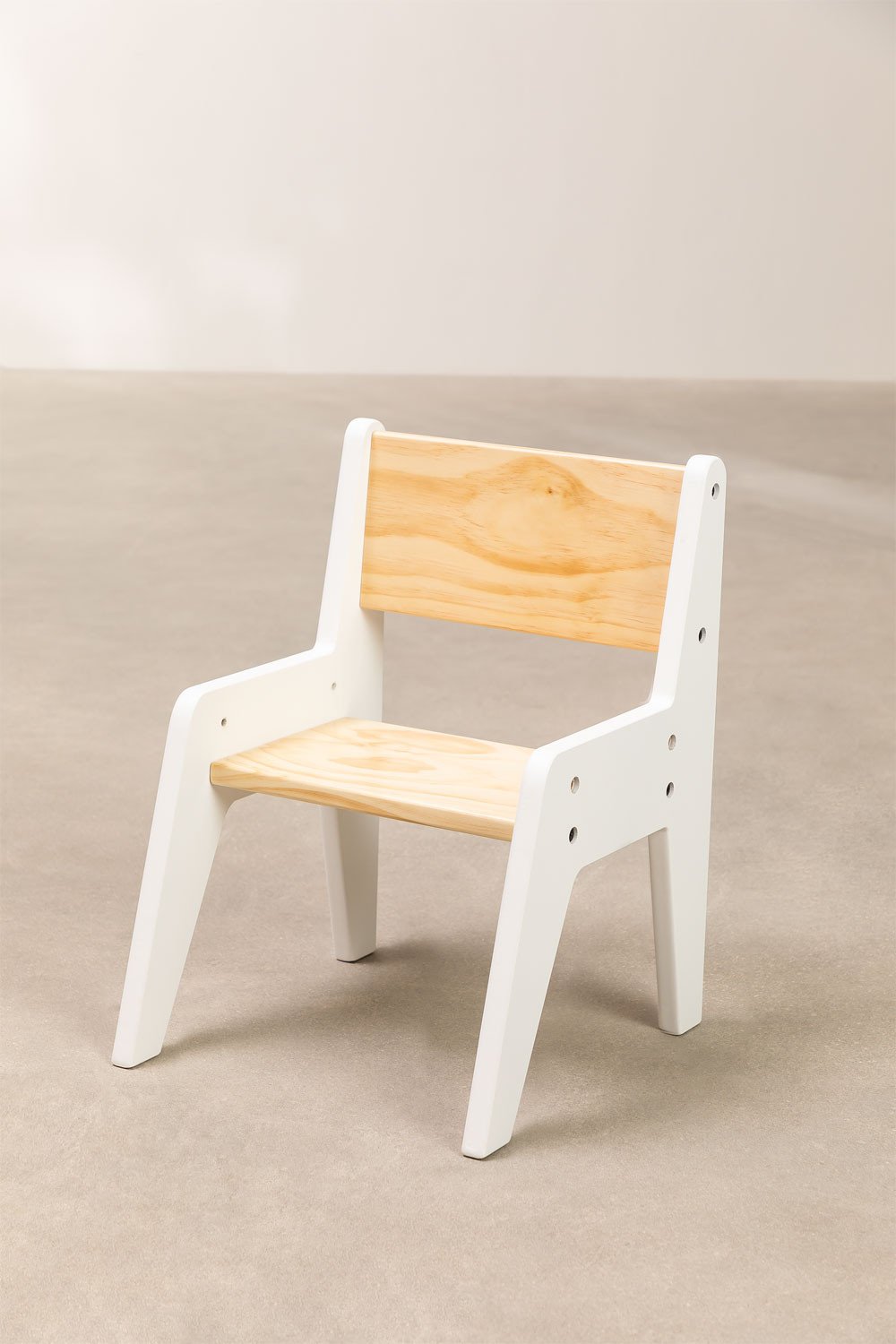 Blaby Kids wooden table and chair set, gallery image 6