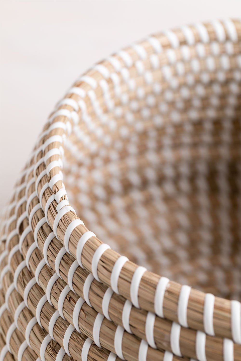 Bazel seagrass basket with lid, gallery image 6