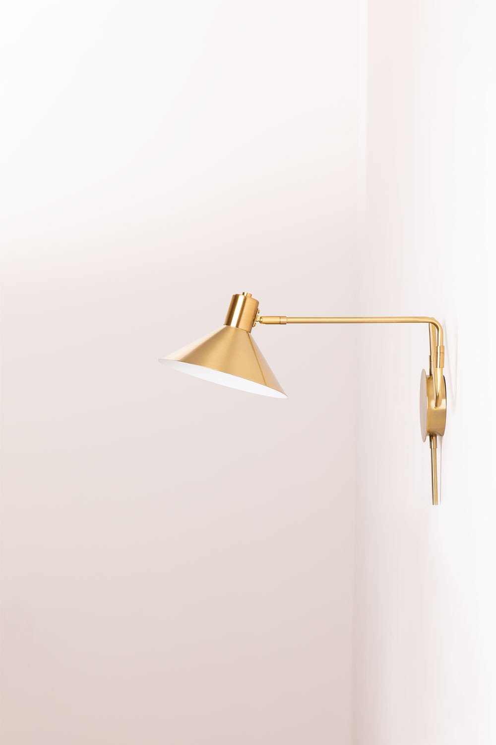 Directional metallic wall sconce in iron Lizz, gallery image 5