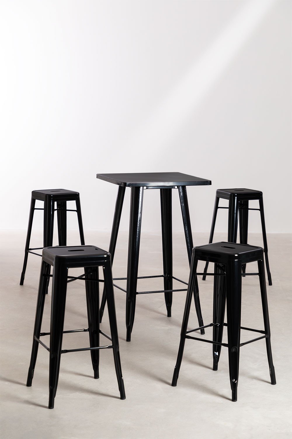 Set of 4 Steel Stools & High Table LIX SKLUM