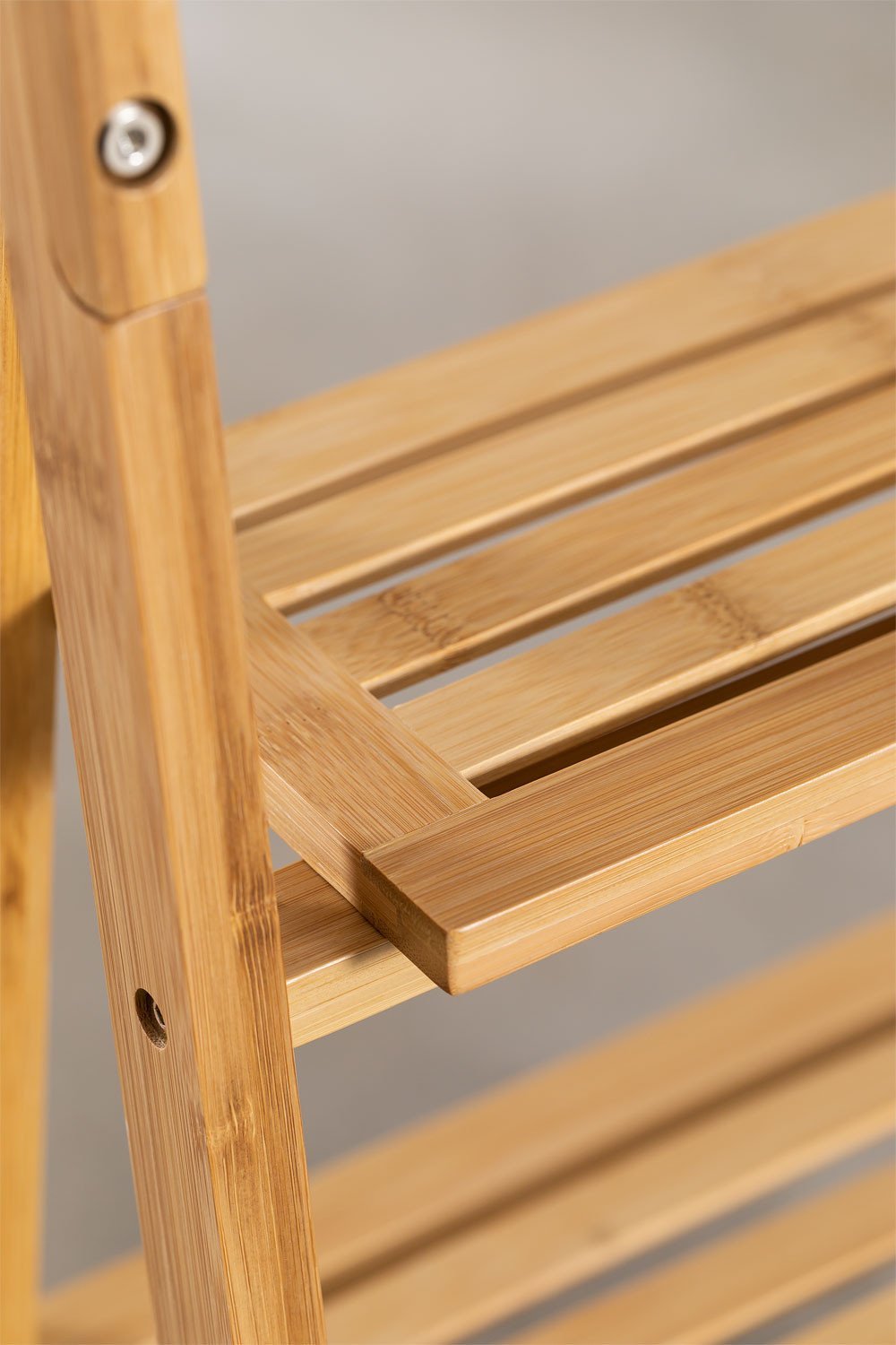 Free-standing towel rack with shelves in Laos bamboo, gallery image 7