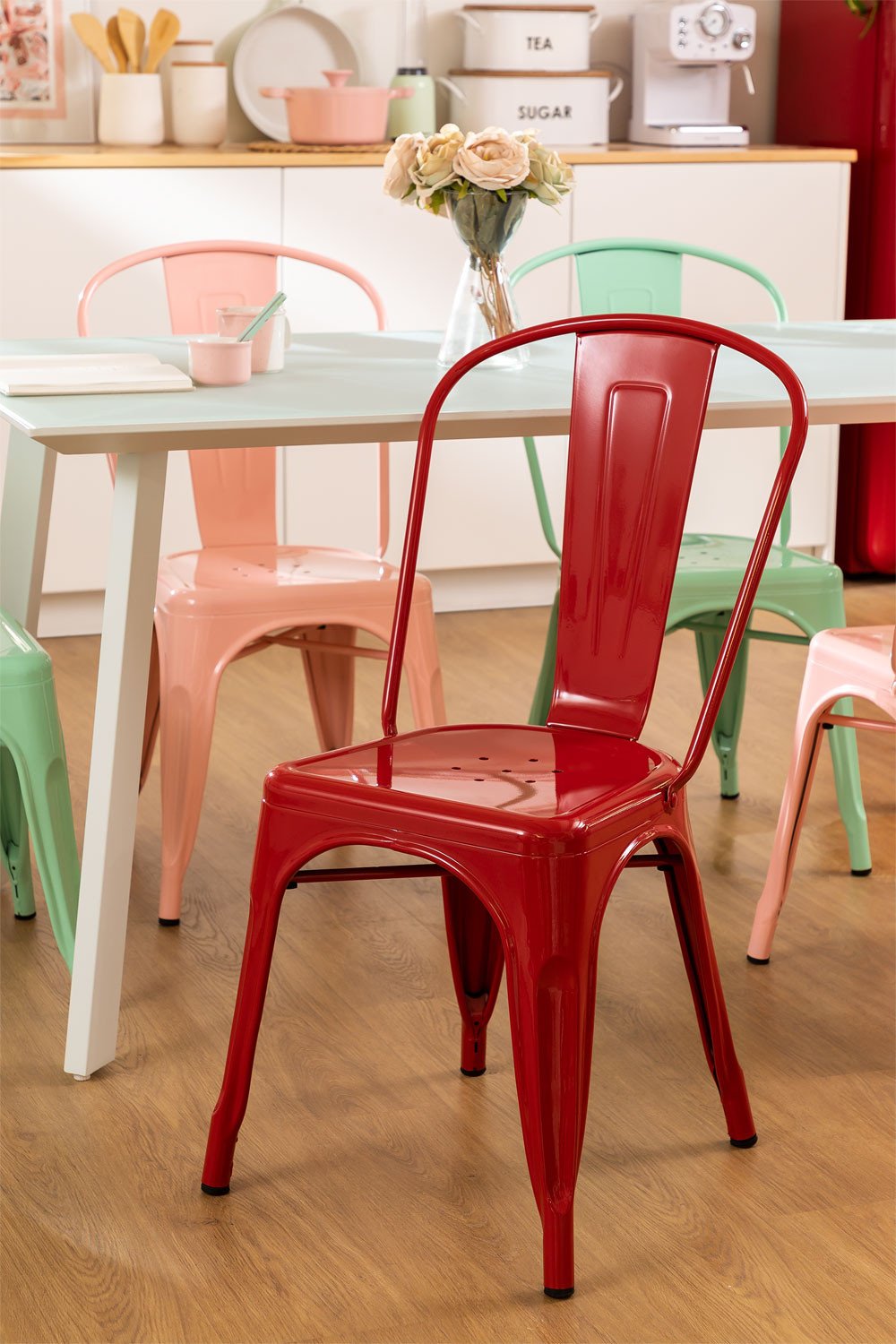 Pack of 4 Stackable Chairs LIX , gallery image 1