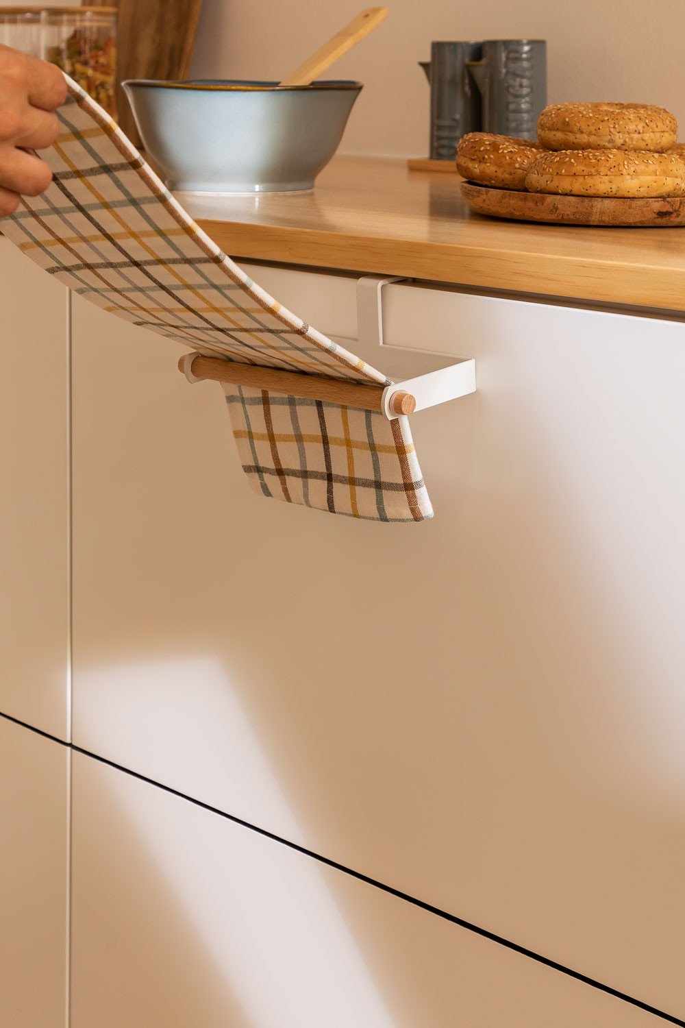 Larcey Kitchen Towel Holder, gallery image 2