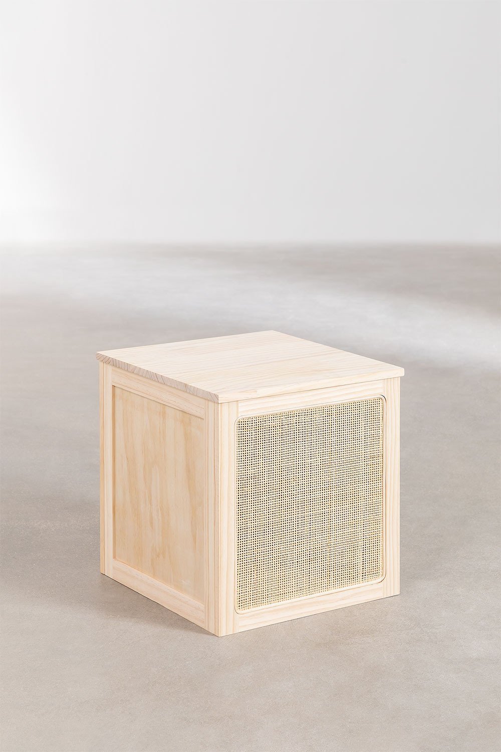 Rattan and Reyna Wood Trunk, gallery image 1