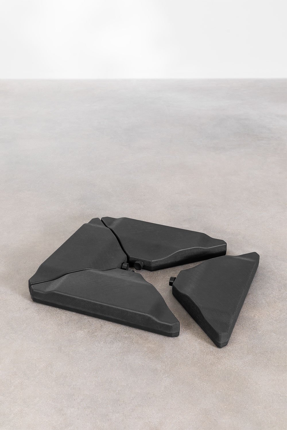 Zarpom refillable umbrella base, gallery image 3