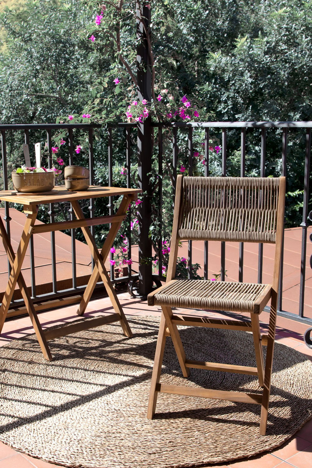 Delawer Supreme set of 2 folding garden chairs, gallery image 1