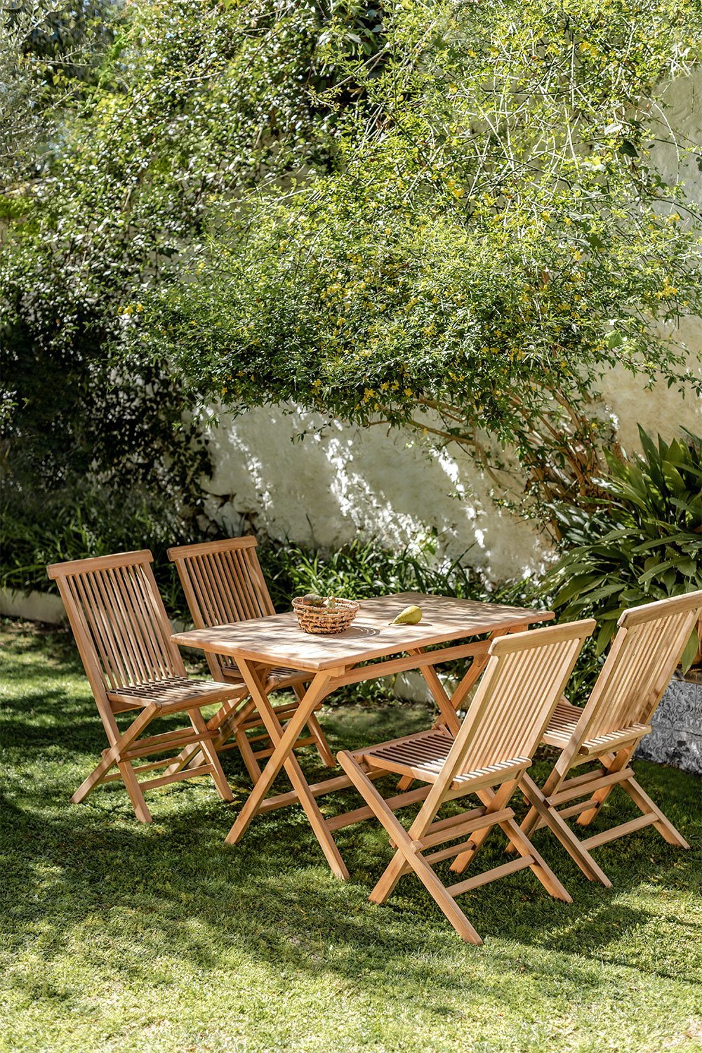 Set of 4 Foldable Teak Wood Garden Chairs & Rectangular Table Pira, gallery image 1