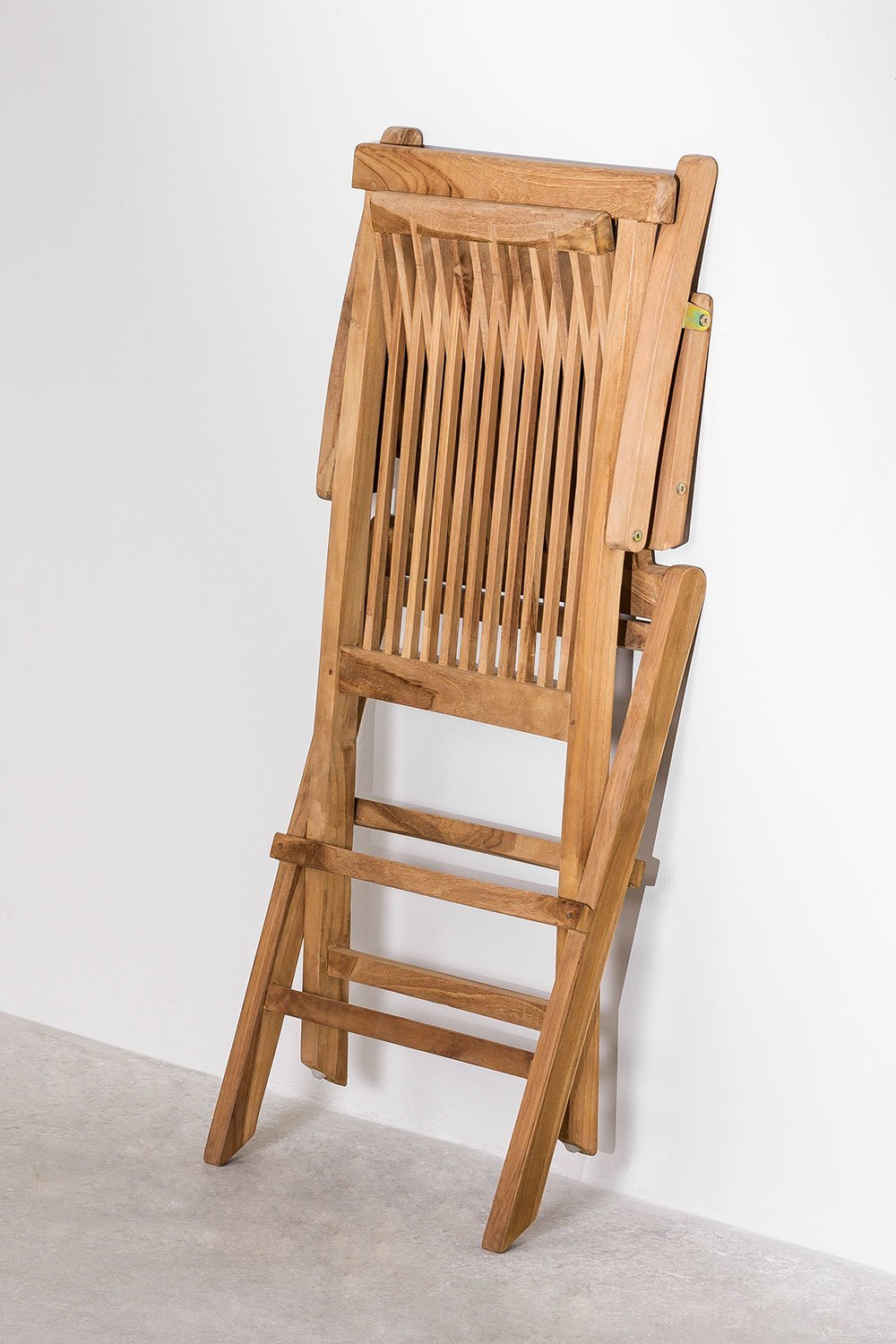 Pack of 2 Folding Teak Wood Garden Chairs with Armrests Pira SKLUM