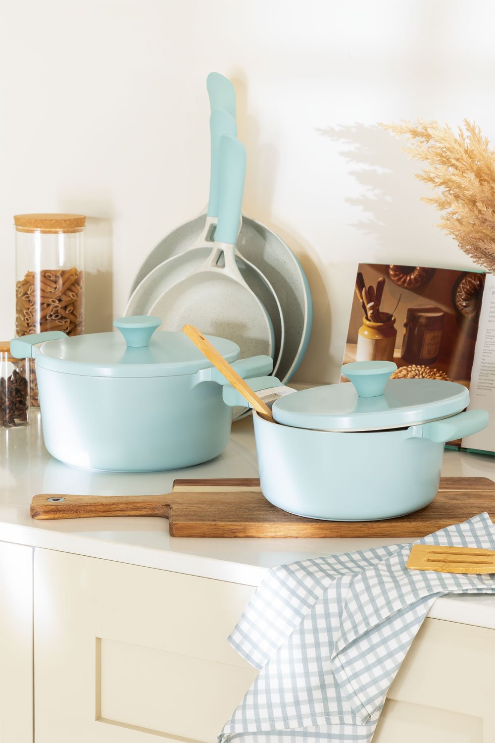 Aluminum Cookware with 2 POTS AND 3 PANS - Create, gallery image 2220992