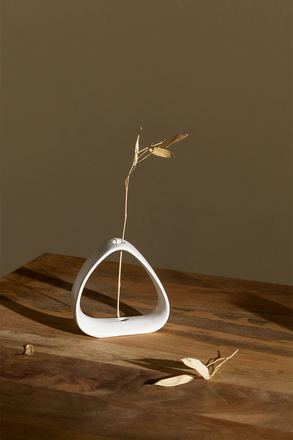 Cleymen ceramic vase, gallery image 1