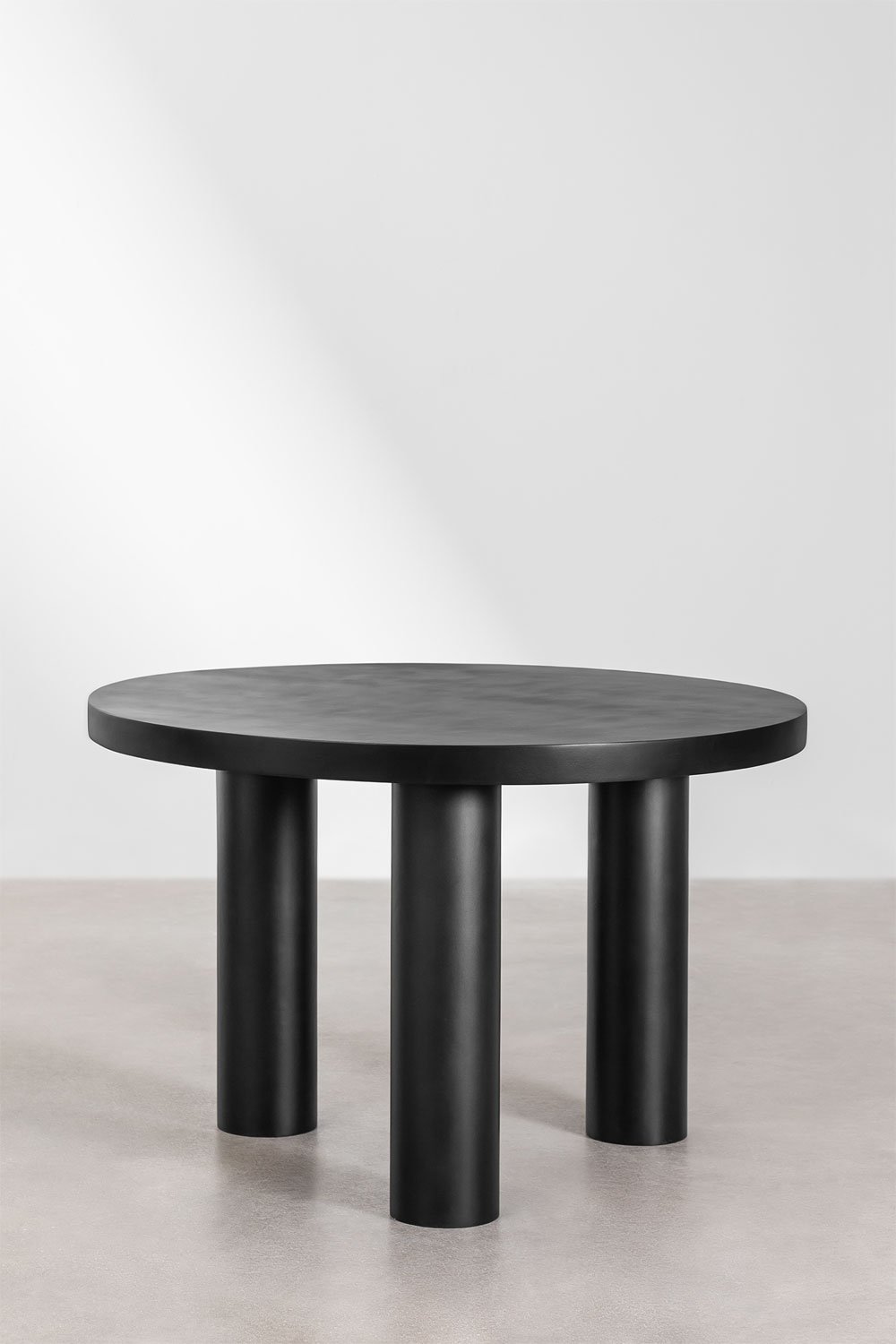 Amanza round mango wood dining table (Ø120 cm) , gallery image 3