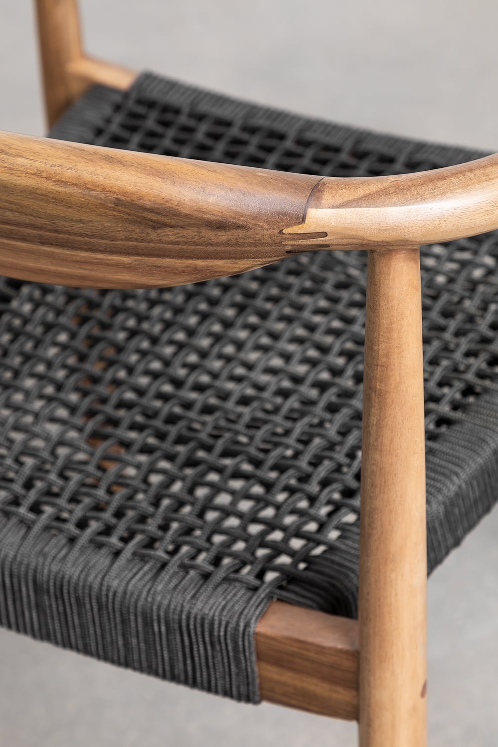 Pack of 4 garden chairs in acacia wood and braided rope Mallory, gallery image 6