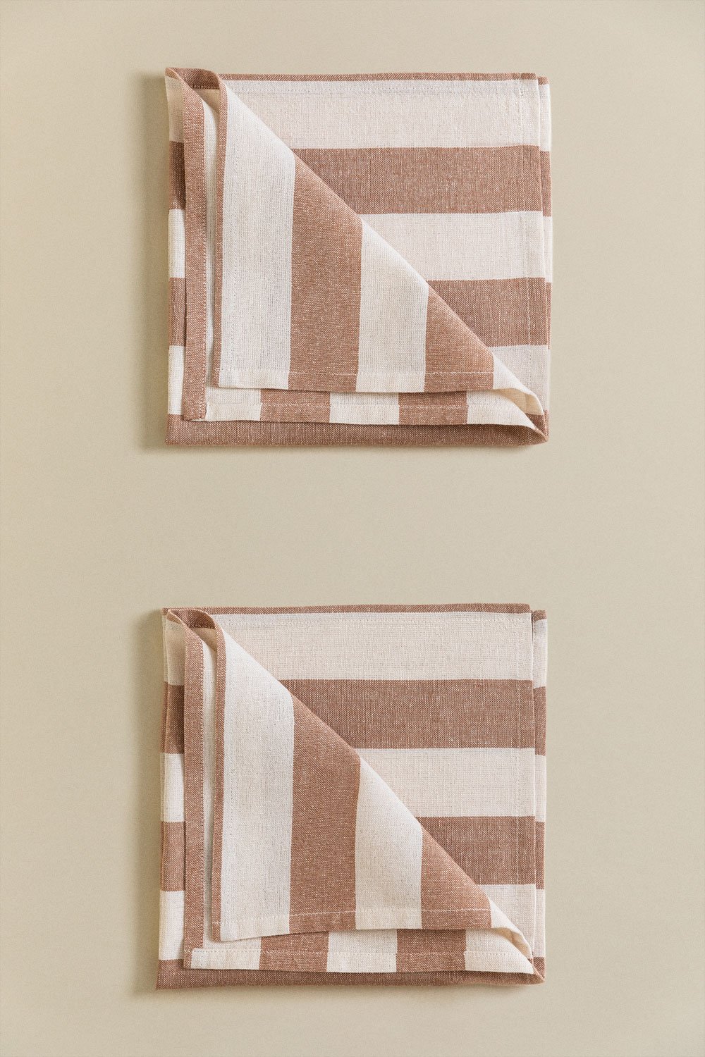 Set of 2 Efarin cotton napkins, gallery image 2