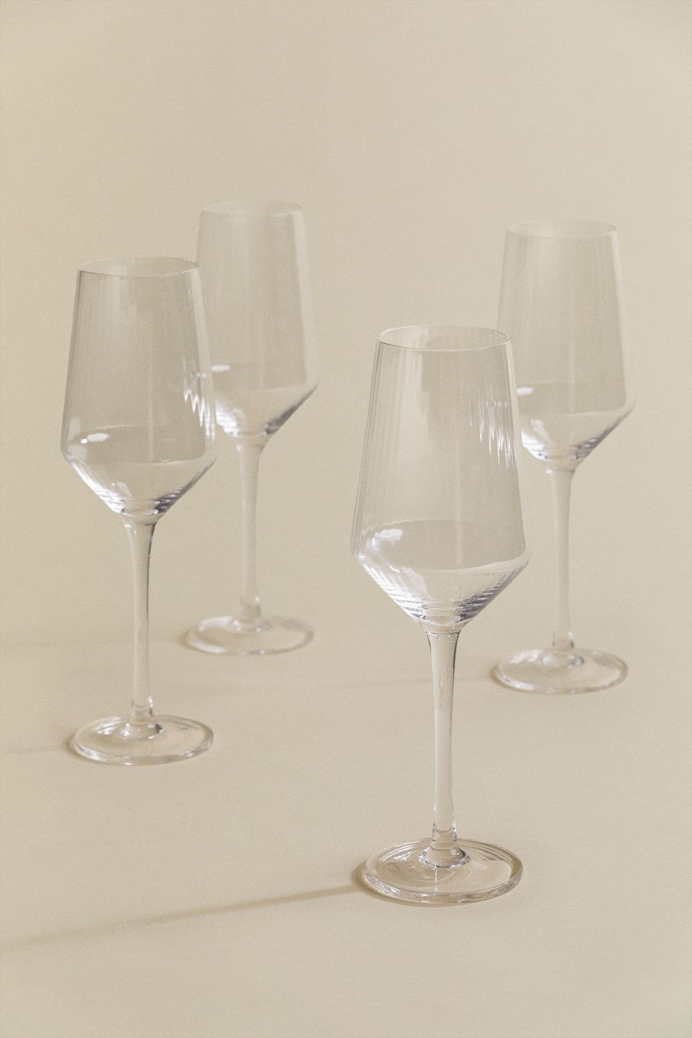 Katlin pack of 4 crystal wine glasses 40cl , gallery image 2