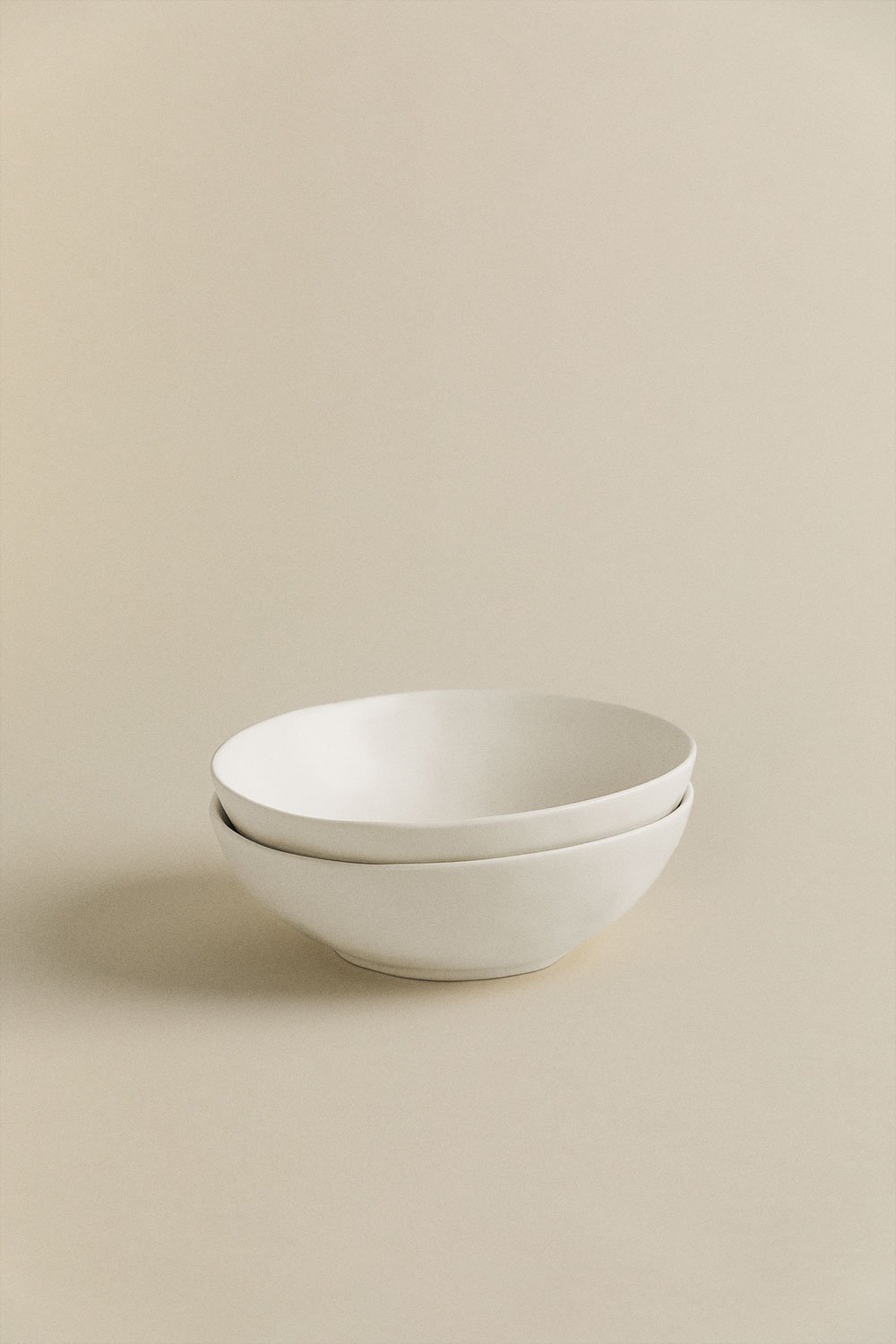 Set of 2 Belvere stoneware bowls, gallery image 3