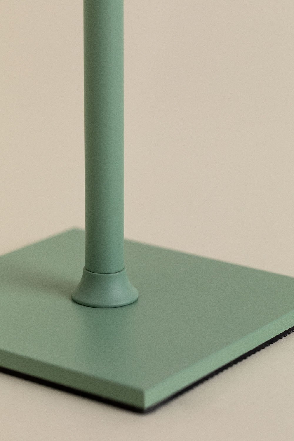 Bolvir cordless table lamp, gallery image 6