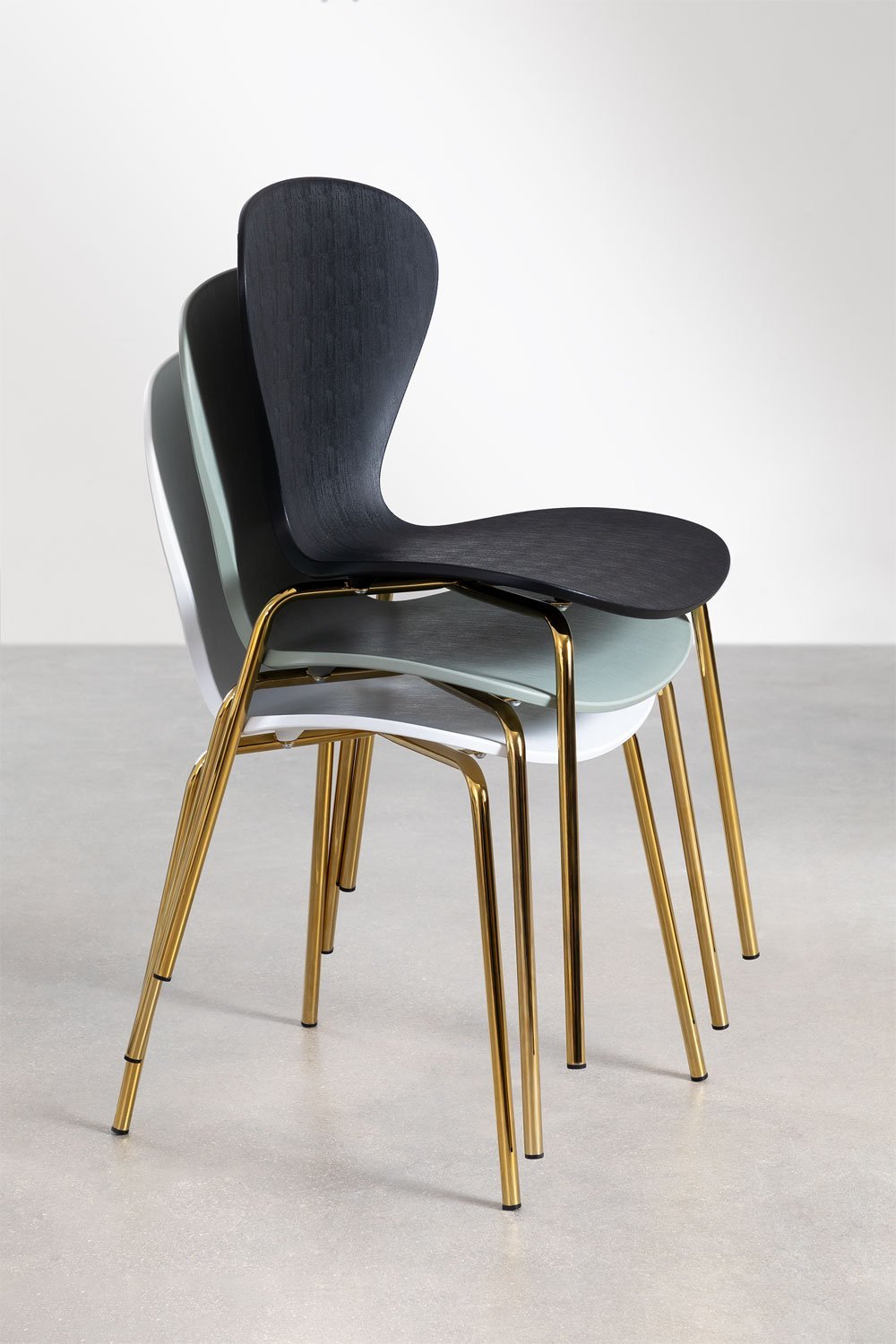 Uit pack of 4 stackable dining chairs, gallery image 7