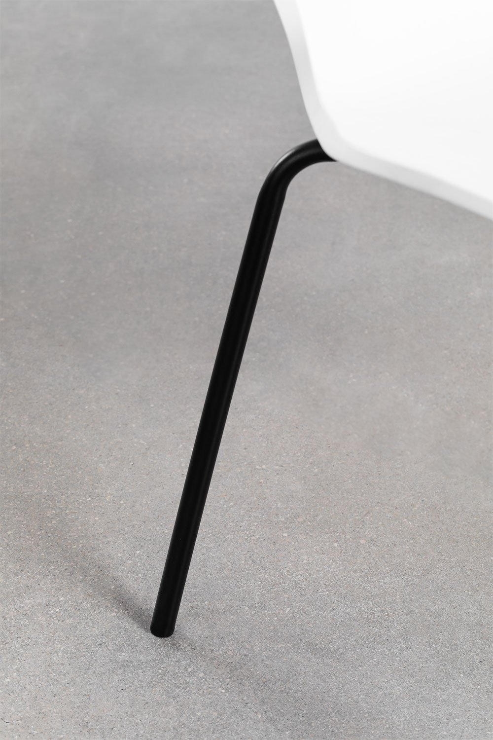 Uit pack of 4 stackable dining chairs, gallery image 5