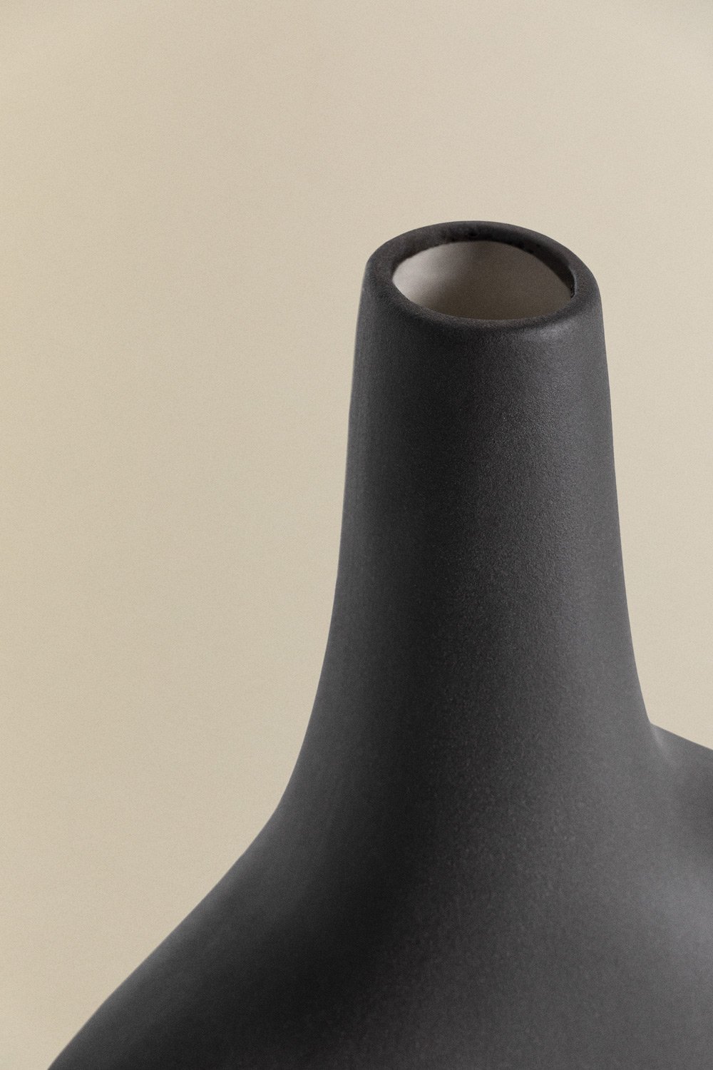 Sotres Ceramic Vase - SKLUM