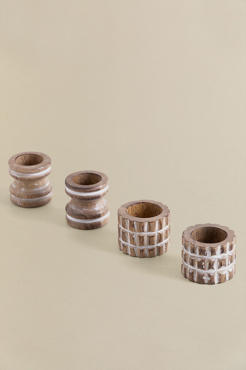 Set of 4 Wooden Napkin Rings Teylie Style, gallery image 2