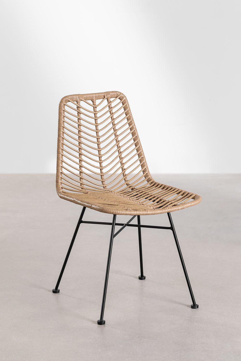 Pack of 2 Garden Chairs in Natural Synthetic Rattan Gouda, gallery image 2