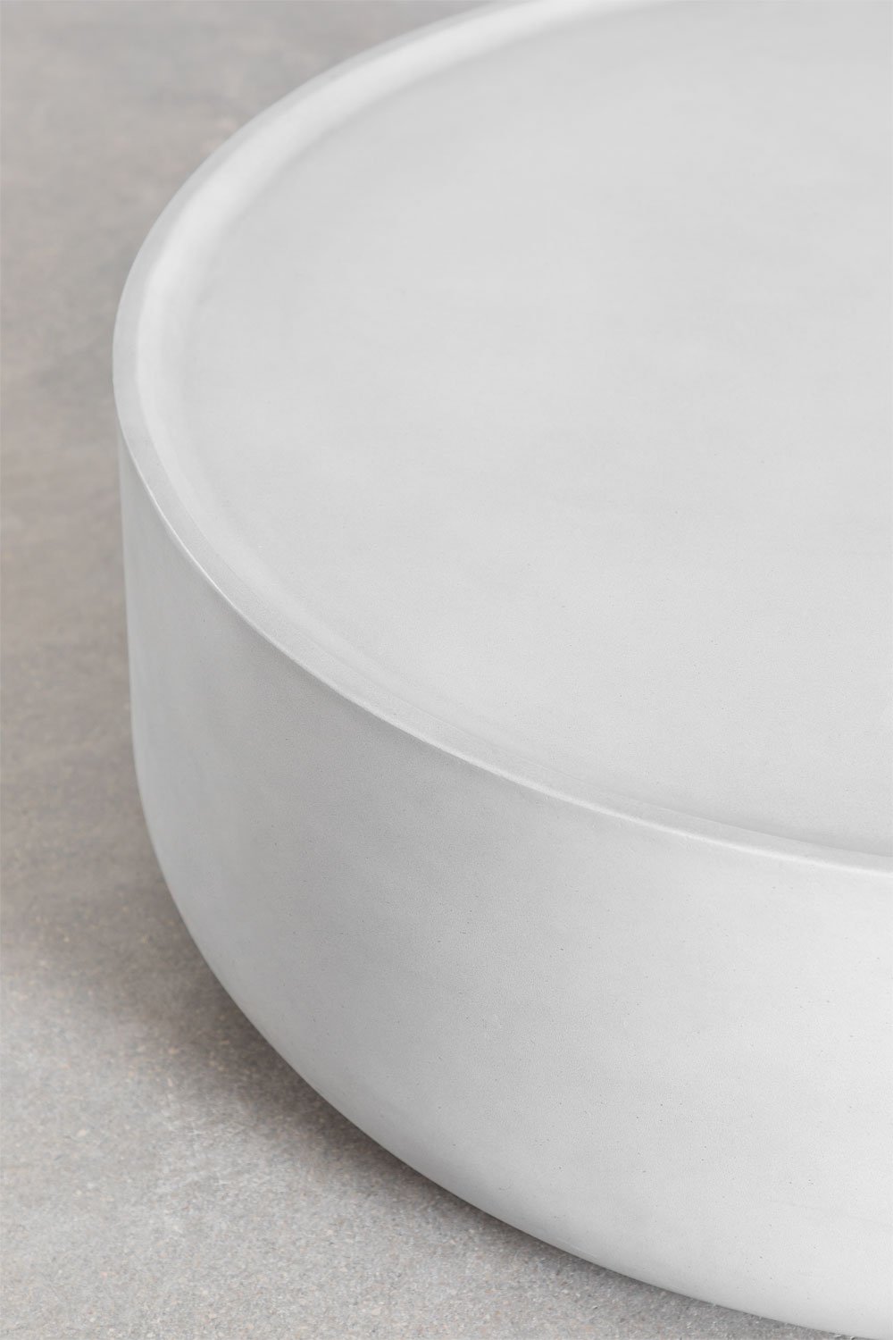 Round coffee table in cement (Ø80 cm) Darwys SKLUM