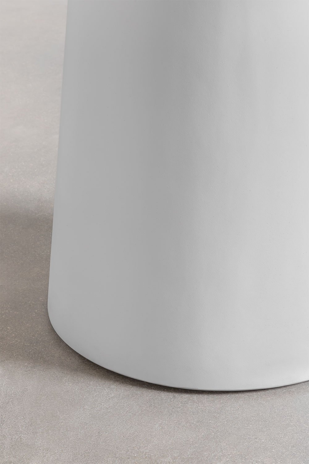 Round garden table Ø120 cm in cement Noemi, gallery image 5