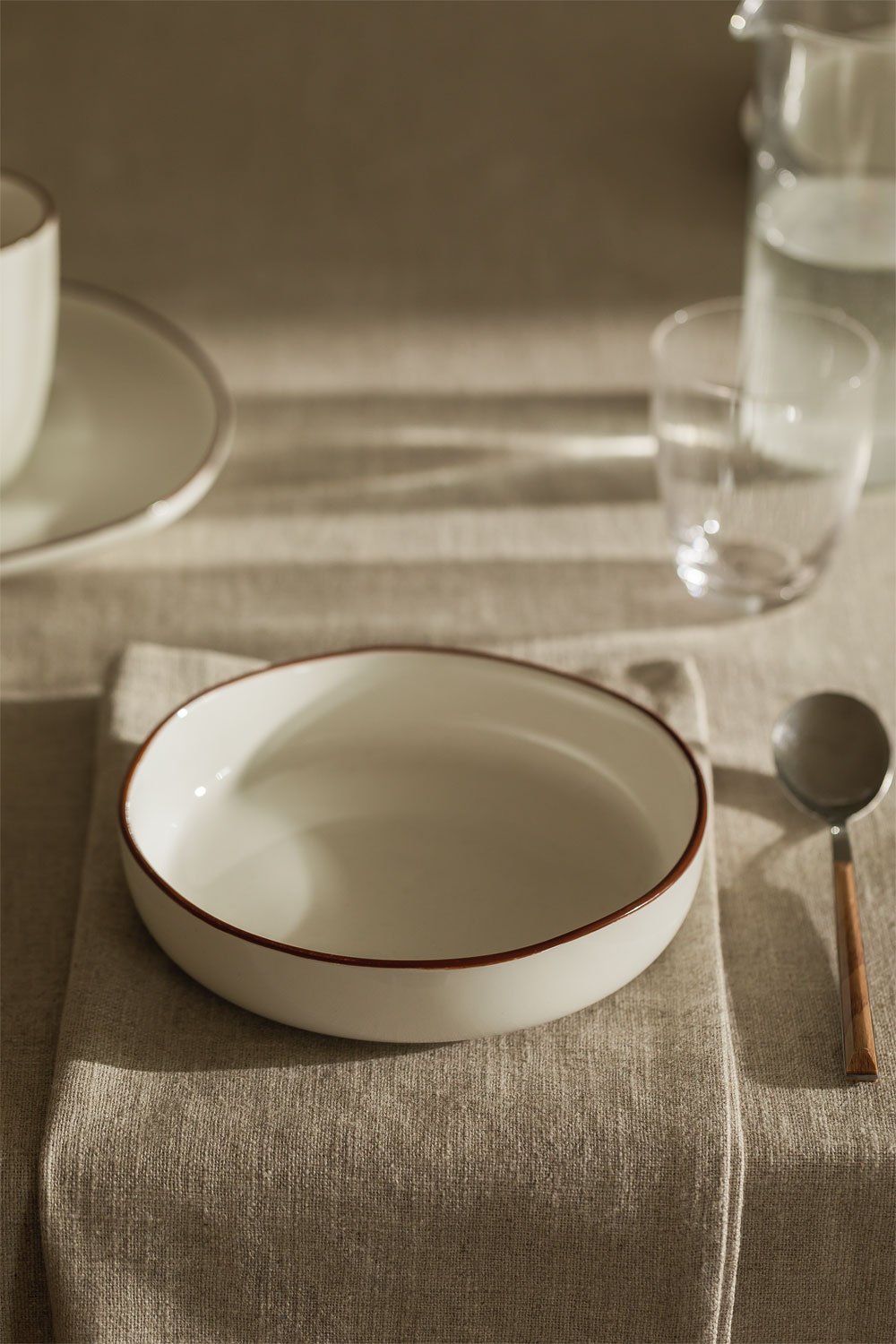 Pack of 4 Dishes Bremen, gallery image 1