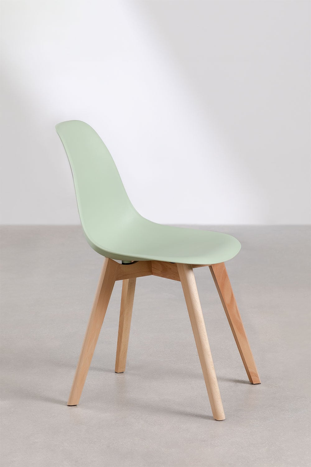 Pack of 2 dining chairs in polypropylene and beech wood Scand Nordic, gallery image 4