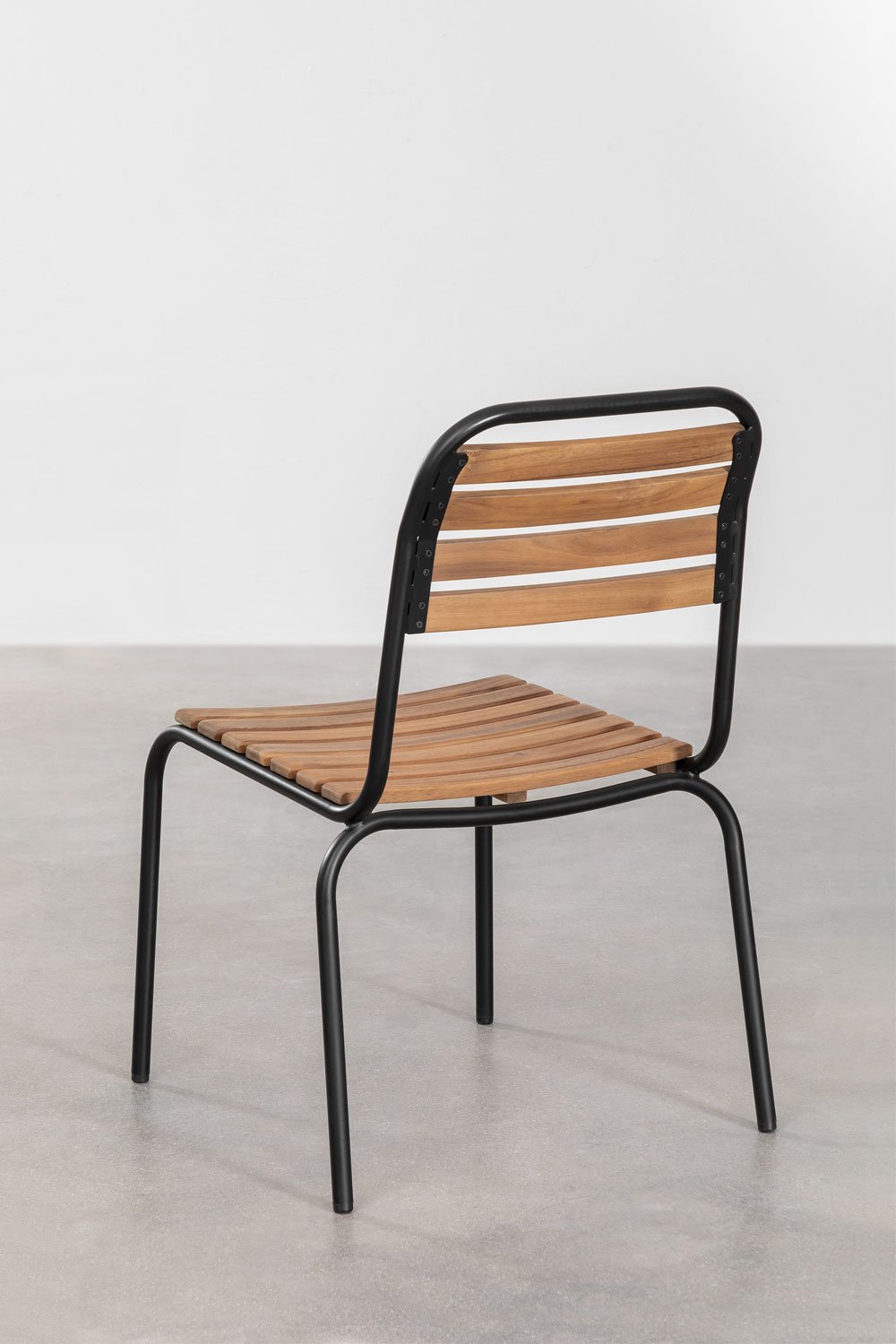 Pack of 2 stackable garden chairs in steel and acacia wood Artus, gallery image 5