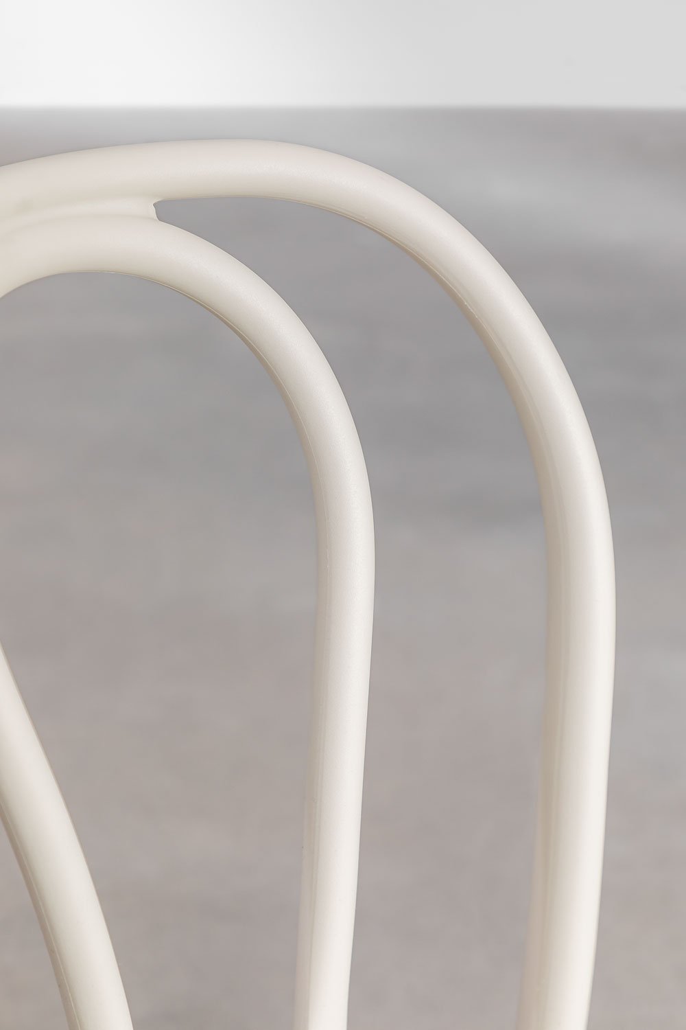 Pack of 4 stackable Mizzi polypropylene garden chairs, gallery image 5